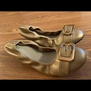 New Bella Vita gold buckle ballet flats-8.5WW